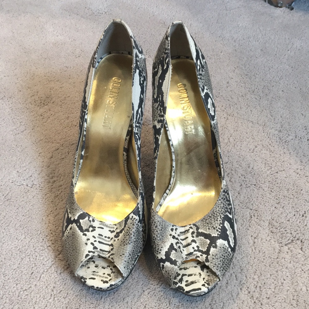 Snake skin pumps